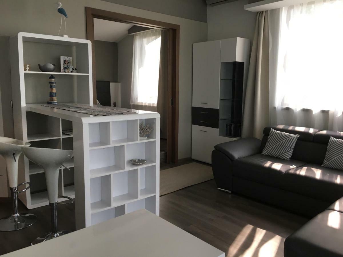 Calypso Lakeside Rooms & Lux Apartments Шиофок Экстерьер фото